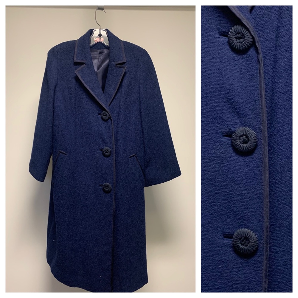 VINTAGE Blue coat